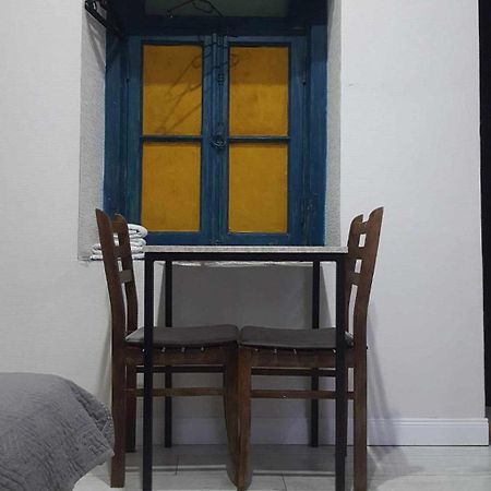 Nino'S Apartment In The Center Of Tbilisi Luaran gambar