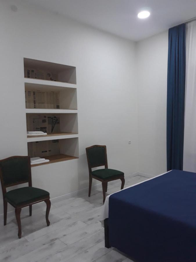Nino'S Apartment In The Center Of Tbilisi Luaran gambar